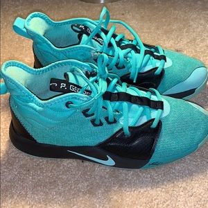Nike PG3 “Menta Green”